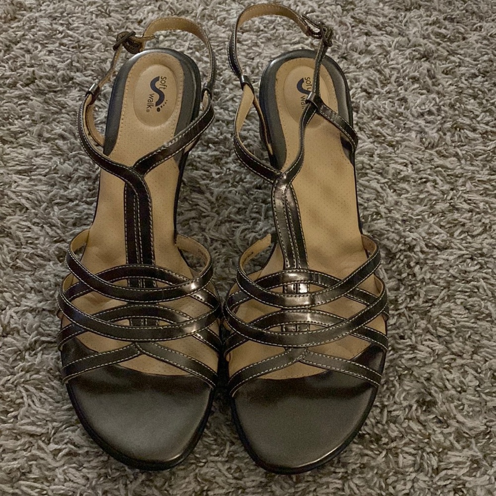 Like New Comfortable Dress Heel